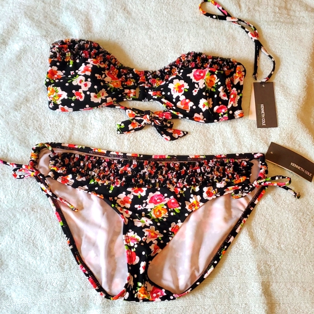 Kenneth Cole Reaction Bikini size L NWT